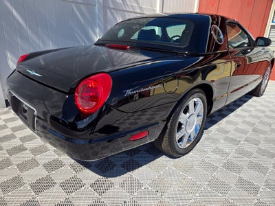 2004 Ford Thunderbird Base