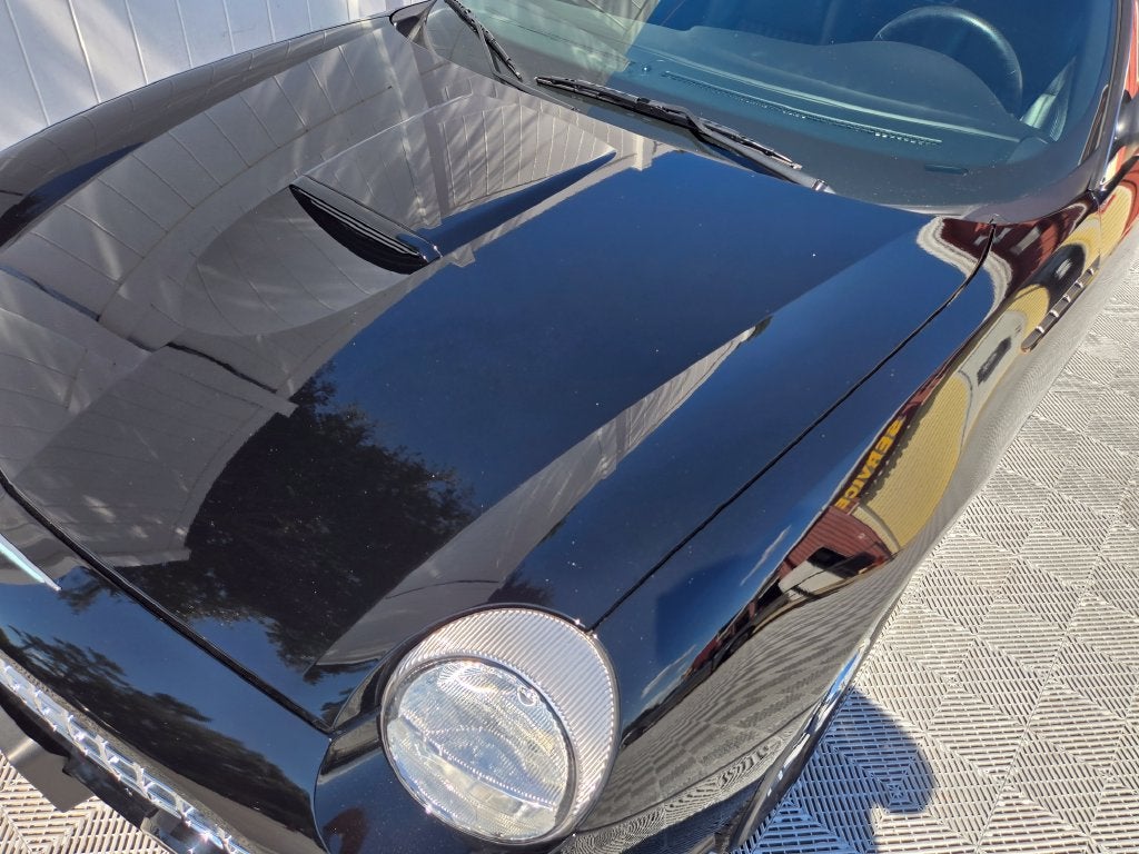 2004 Ford Thunderbird Base