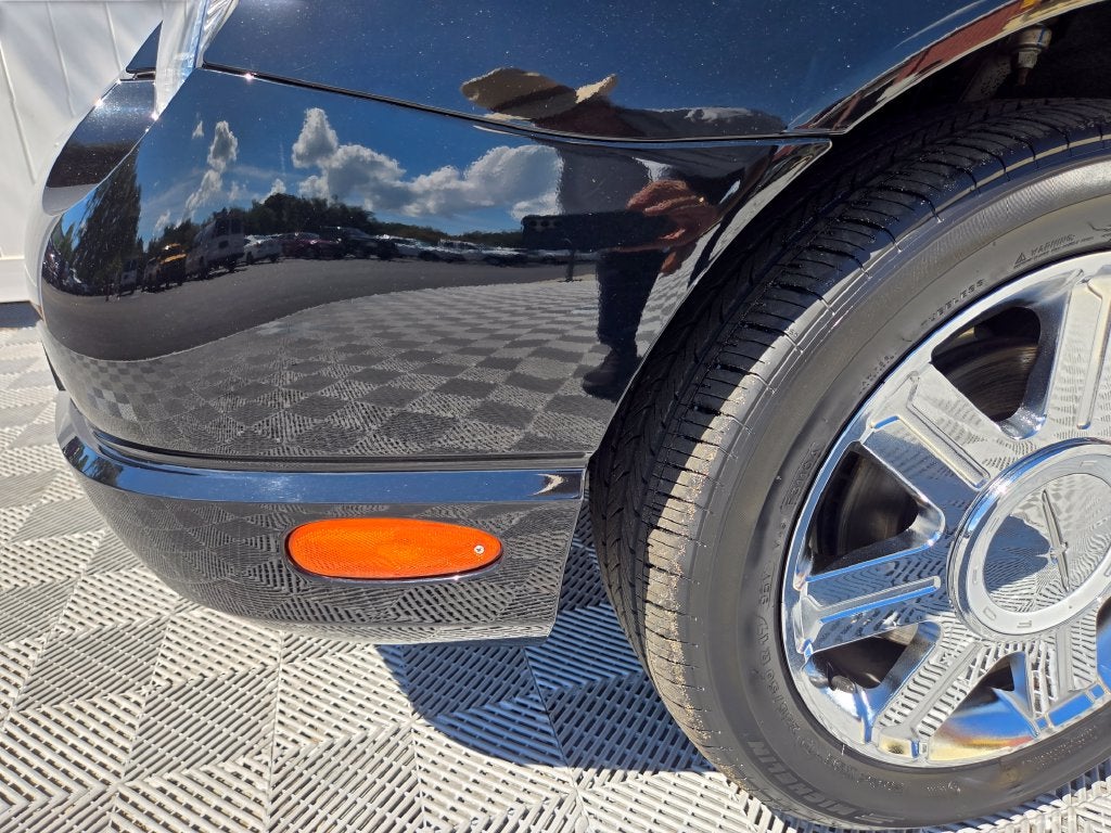 2004 Ford Thunderbird Base