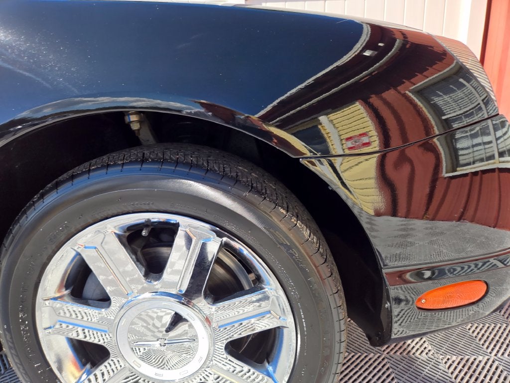 2004 Ford Thunderbird Base