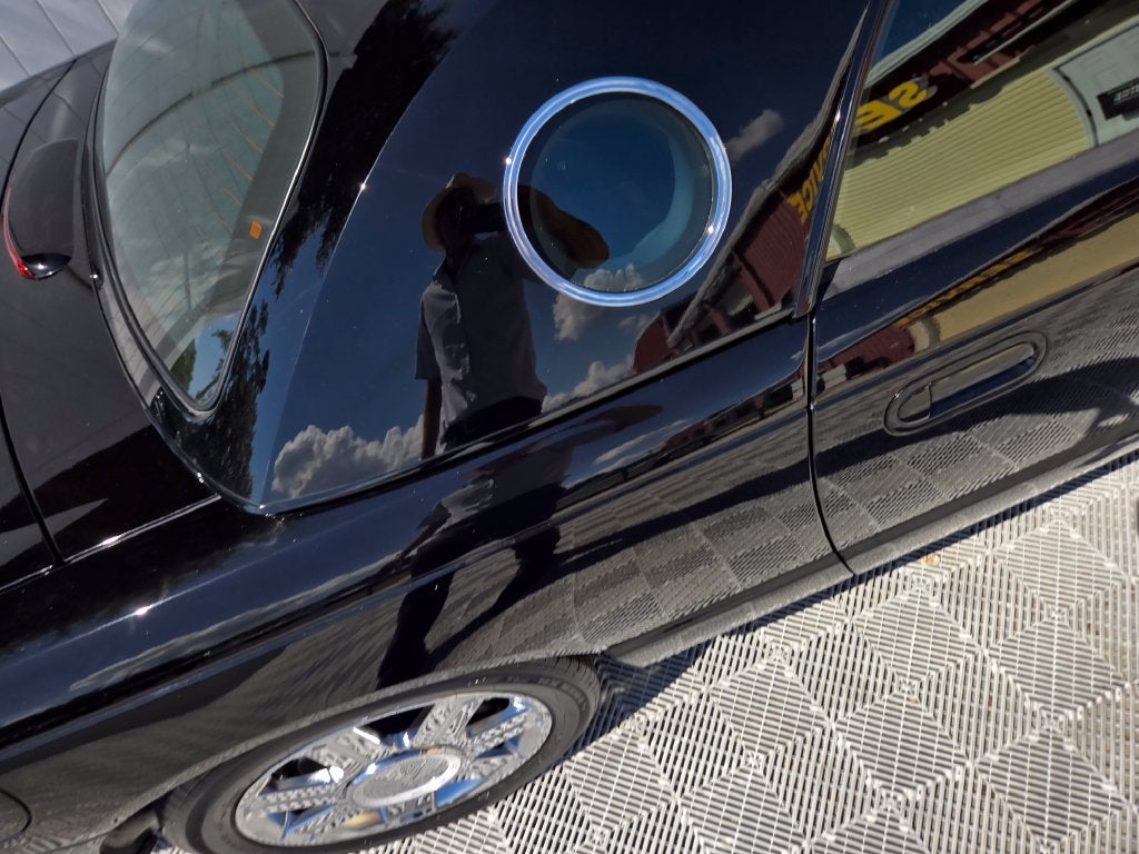 2004 Ford Thunderbird Base