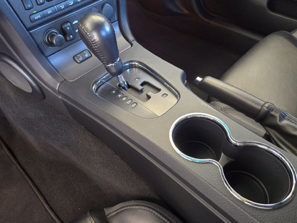 2004 Ford Thunderbird Base
