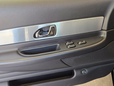 2004 Ford Thunderbird Base