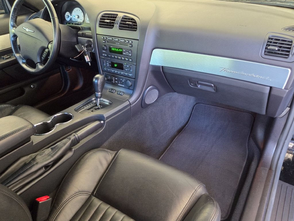 2004 Ford Thunderbird Base