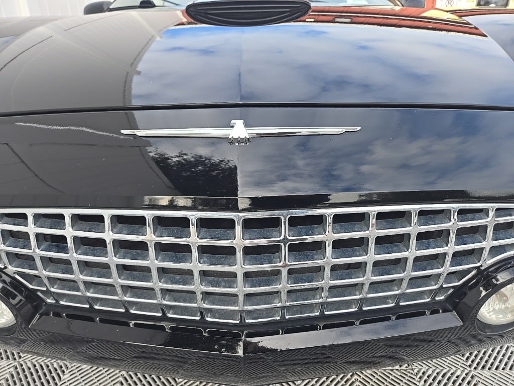 2003 Ford Thunderbird Base