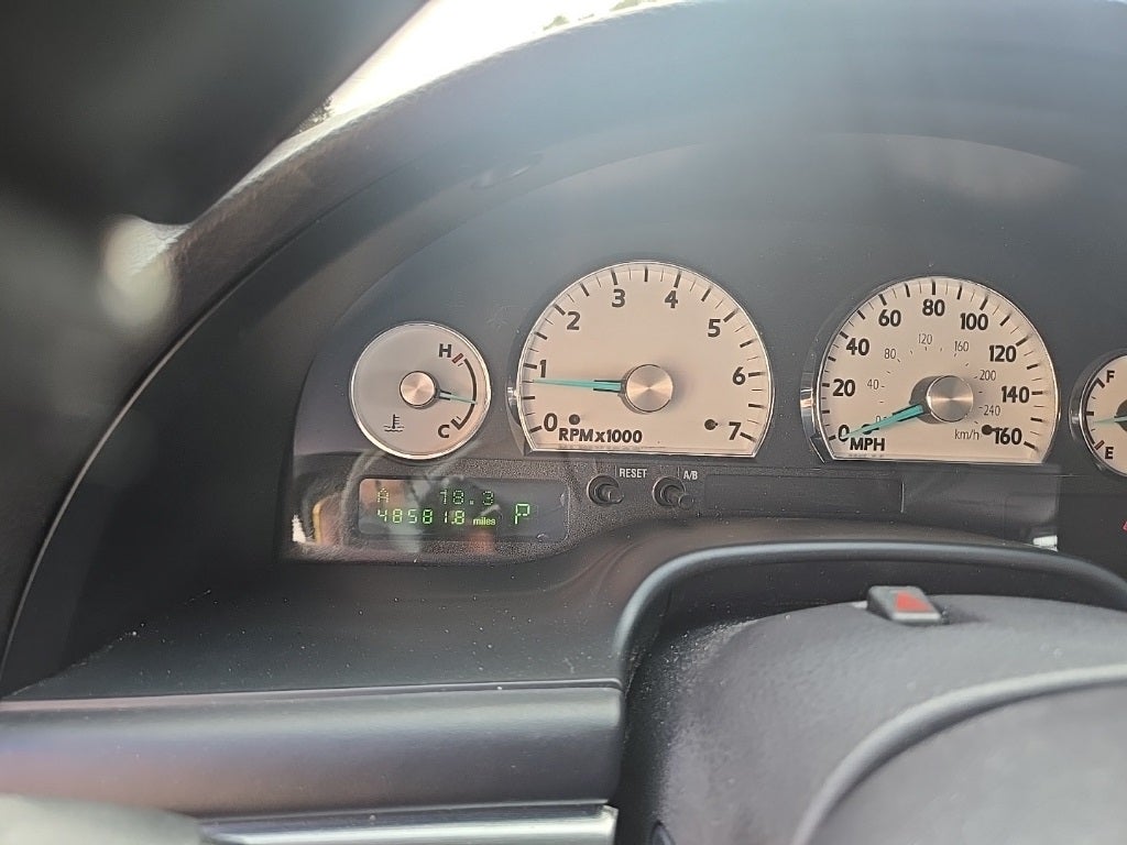 2003 Ford Thunderbird Base