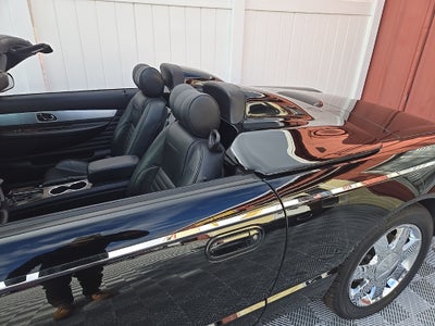 2003 Ford Thunderbird Base