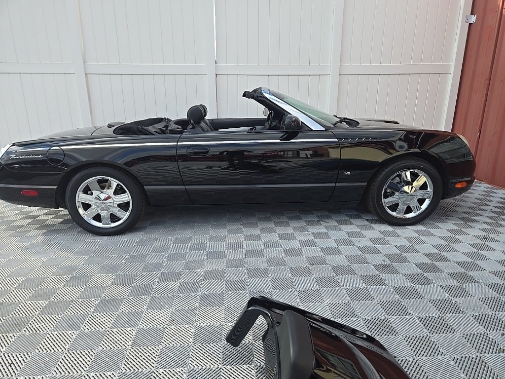 2003 Ford Thunderbird Base
