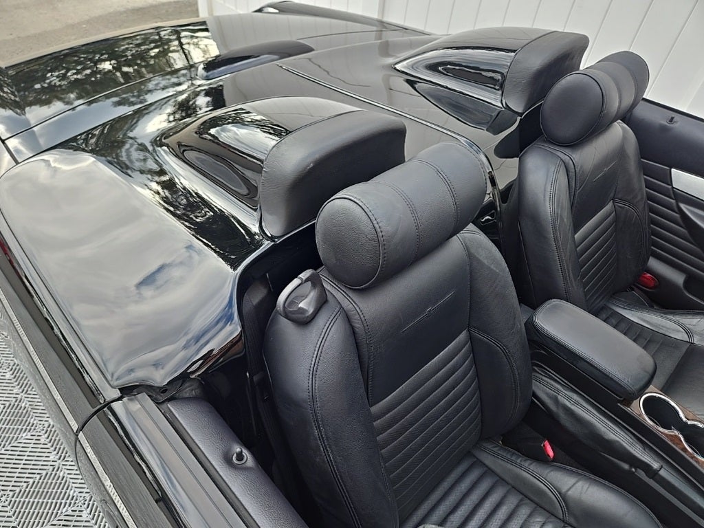 2003 Ford Thunderbird Base