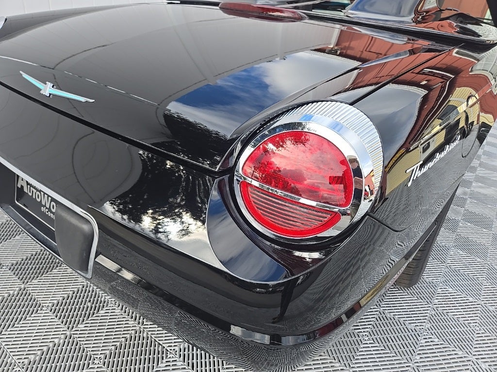 2003 Ford Thunderbird Base