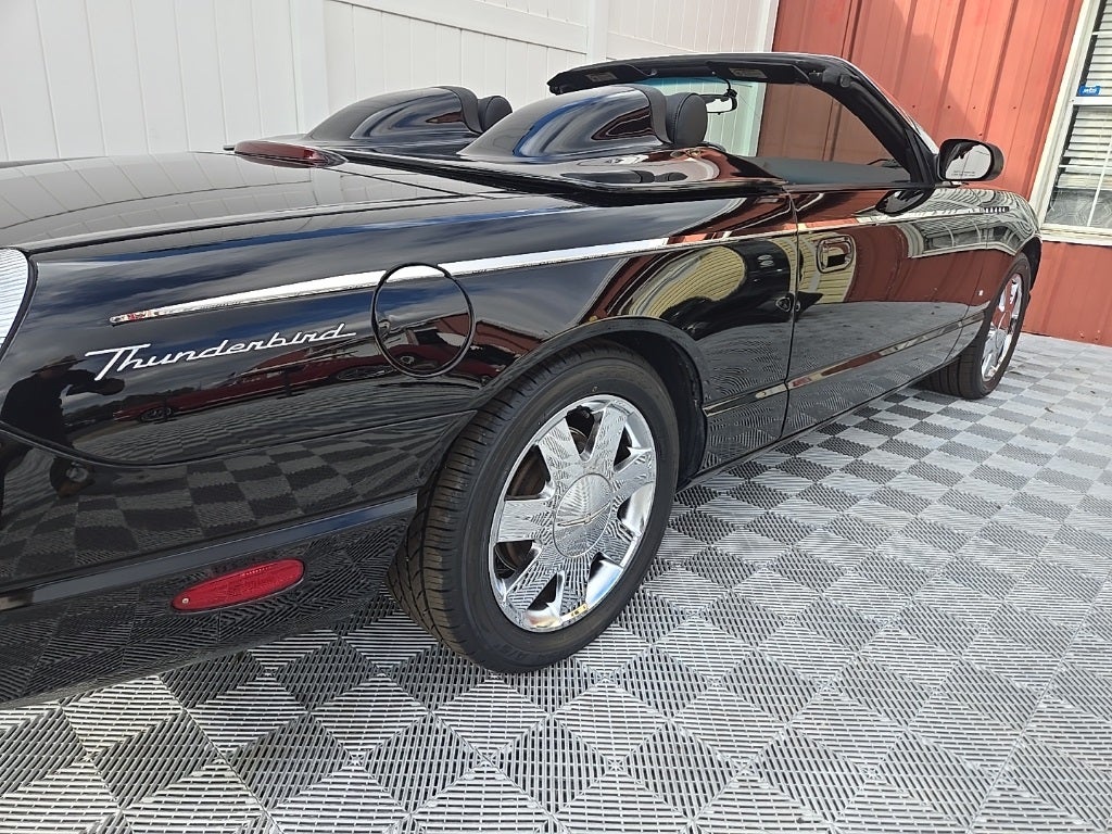 2003 Ford Thunderbird Base