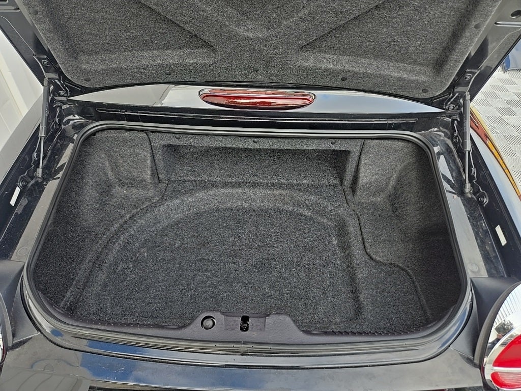 2003 Ford Thunderbird Base