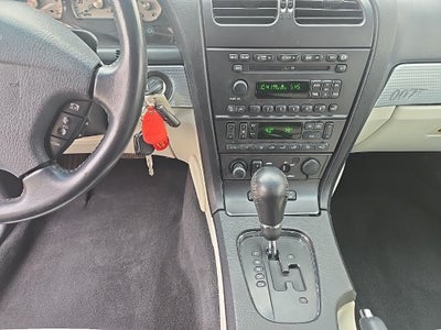 2003 Ford Thunderbird James Bond Edition