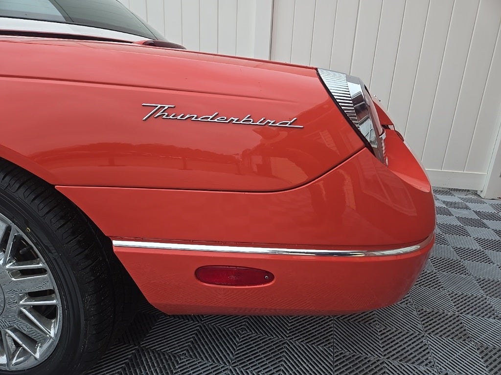 2003 Ford Thunderbird James Bond Edition