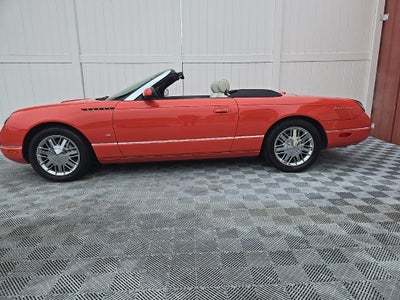 2003 Ford Thunderbird James Bond Edition