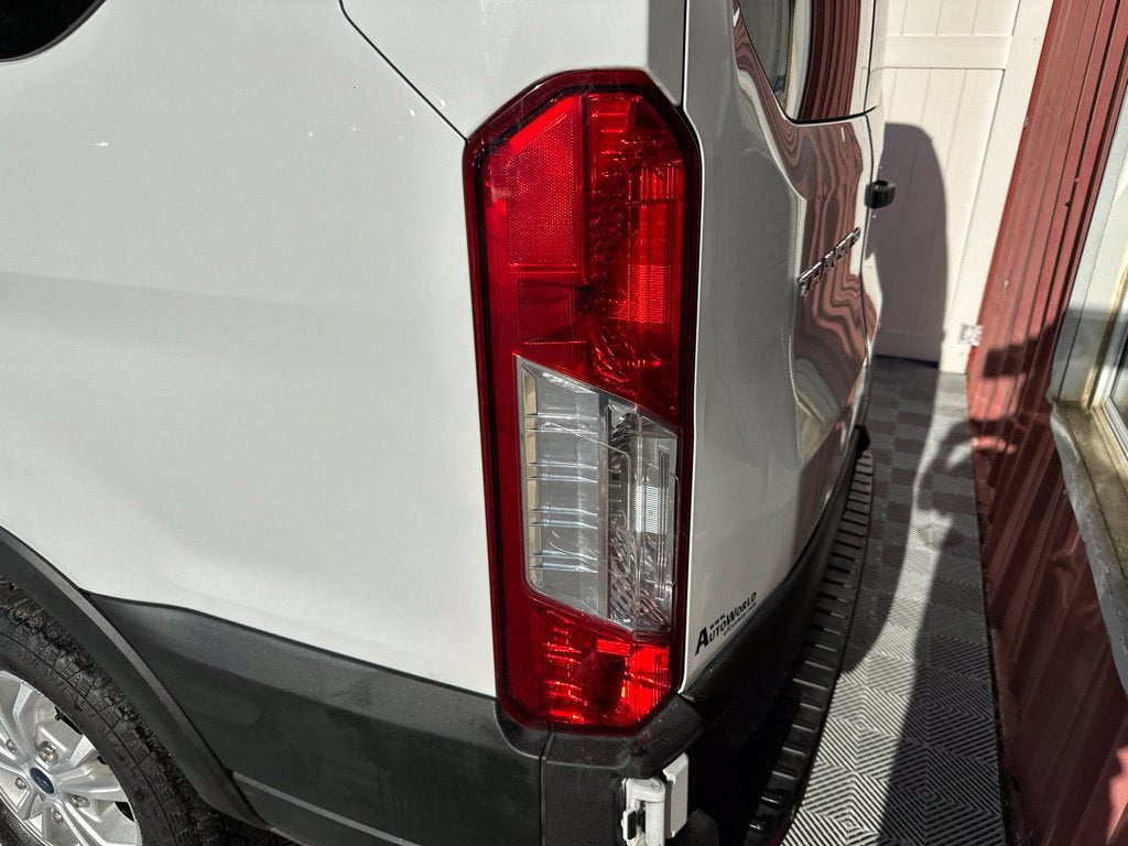 2021 Ford Transit-350 XLT