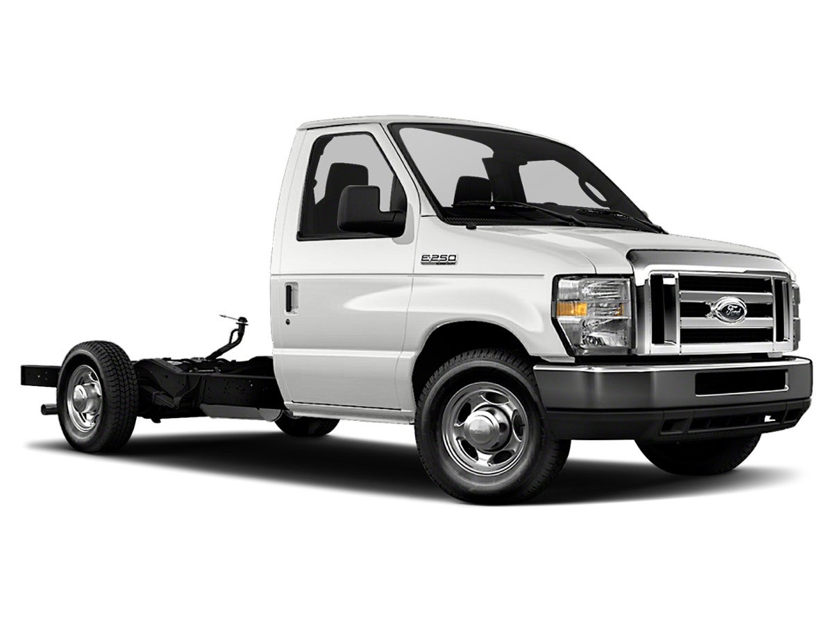 2017 Ford E-350SD Base Cutaway