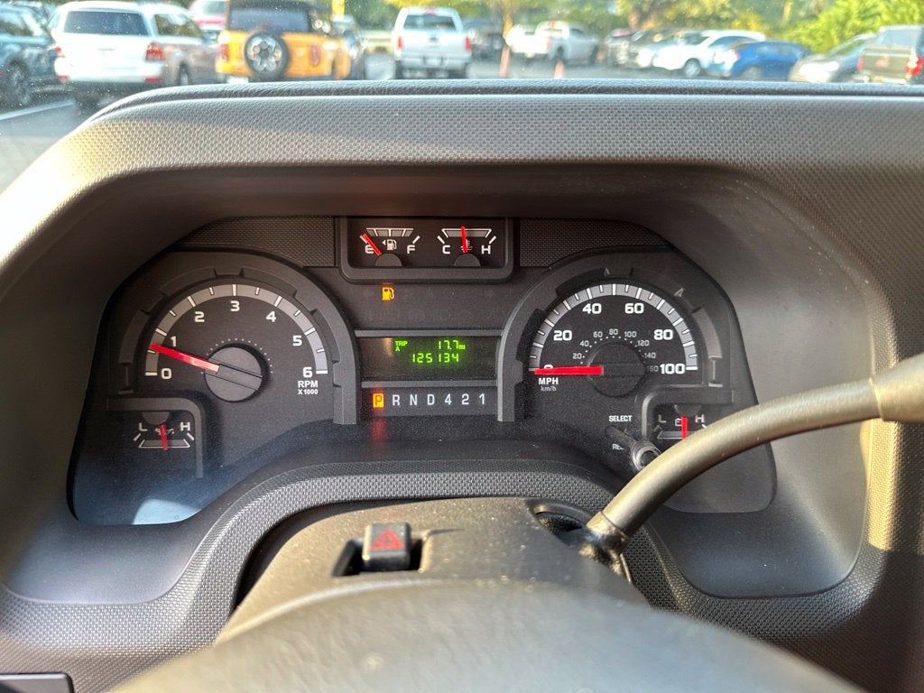 2017 Ford E-350SD Base Cutaway