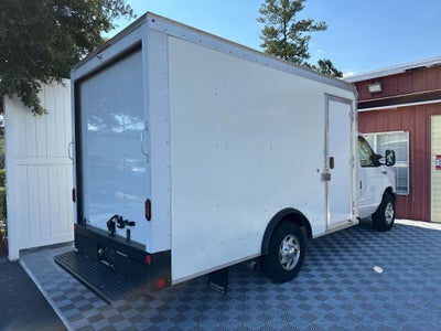 2022 Ford E-350SD Base Cutaway