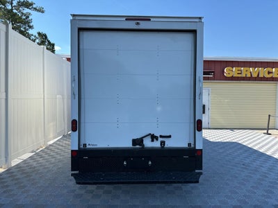 2022 Ford E-350SD Base Cutaway