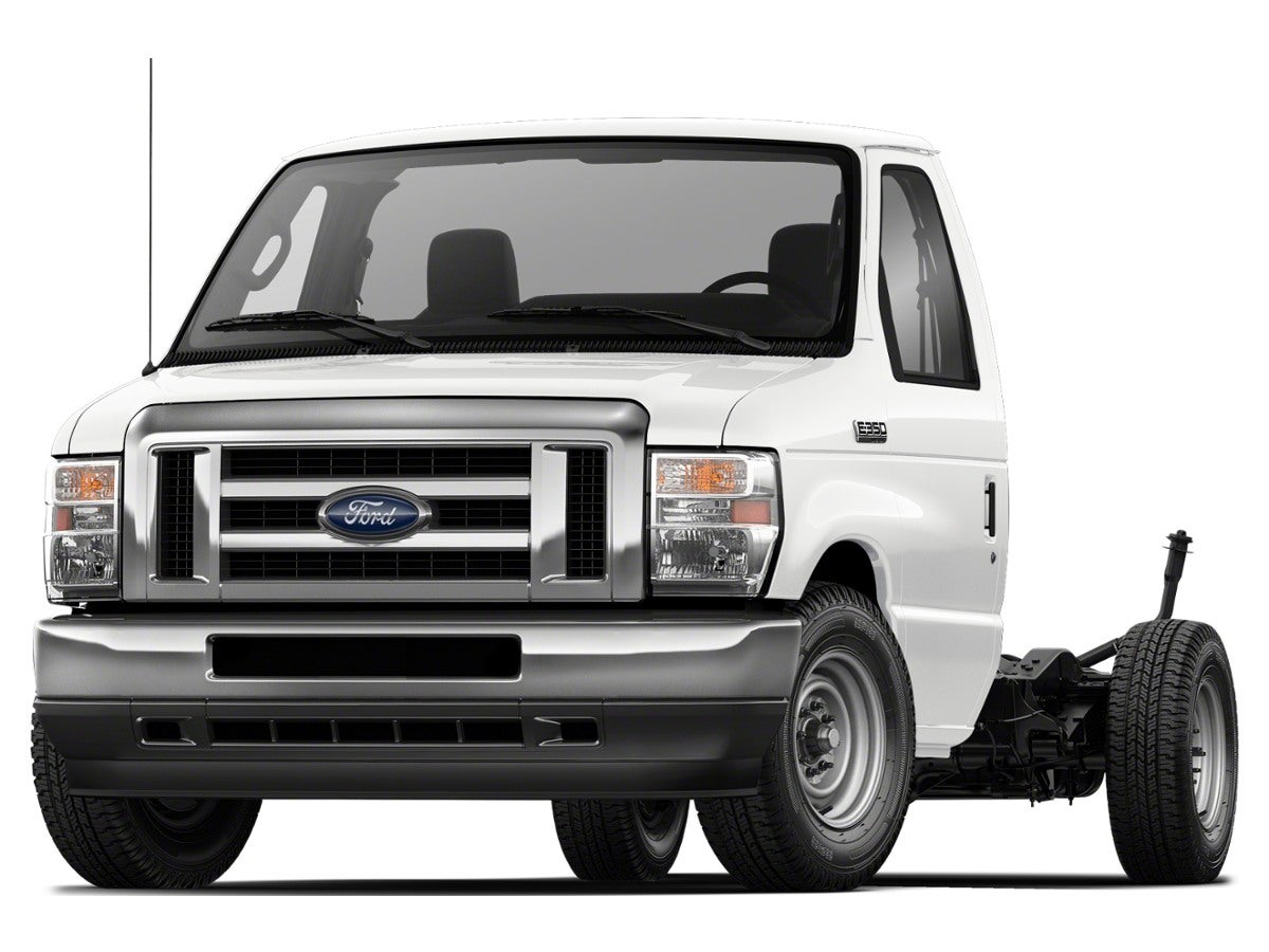 2022 Ford E-350SD Base Cutaway