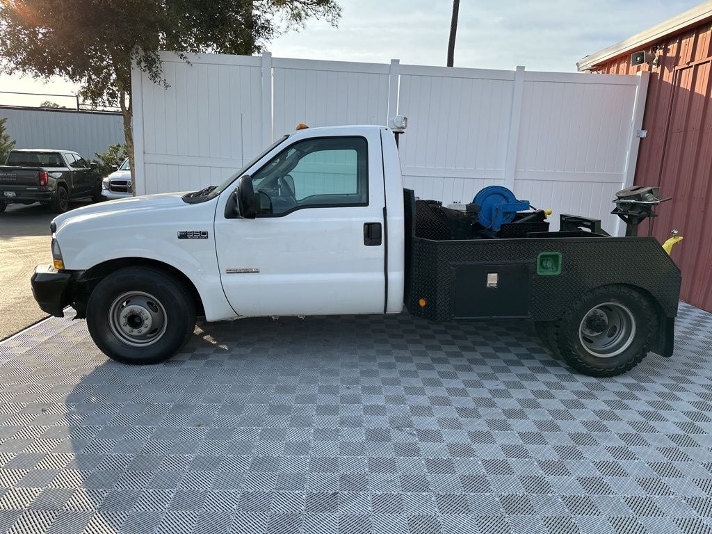 2004 Ford F-350SD DRW