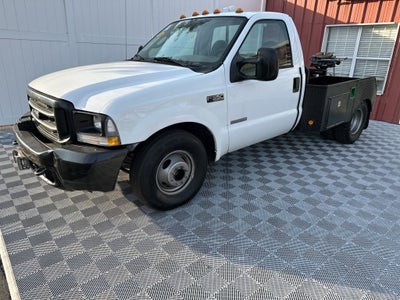 2004 Ford F-350SD DRW