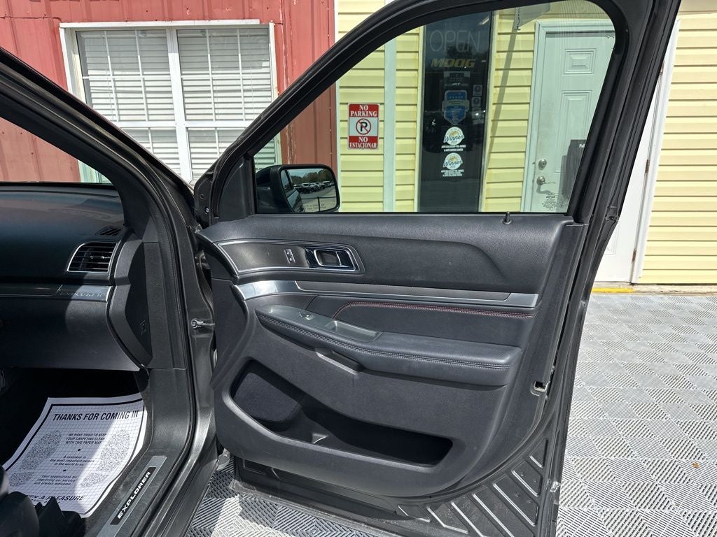 2019 Ford Explorer Sport