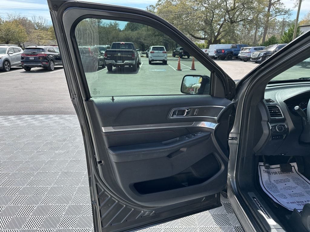 2019 Ford Explorer Sport