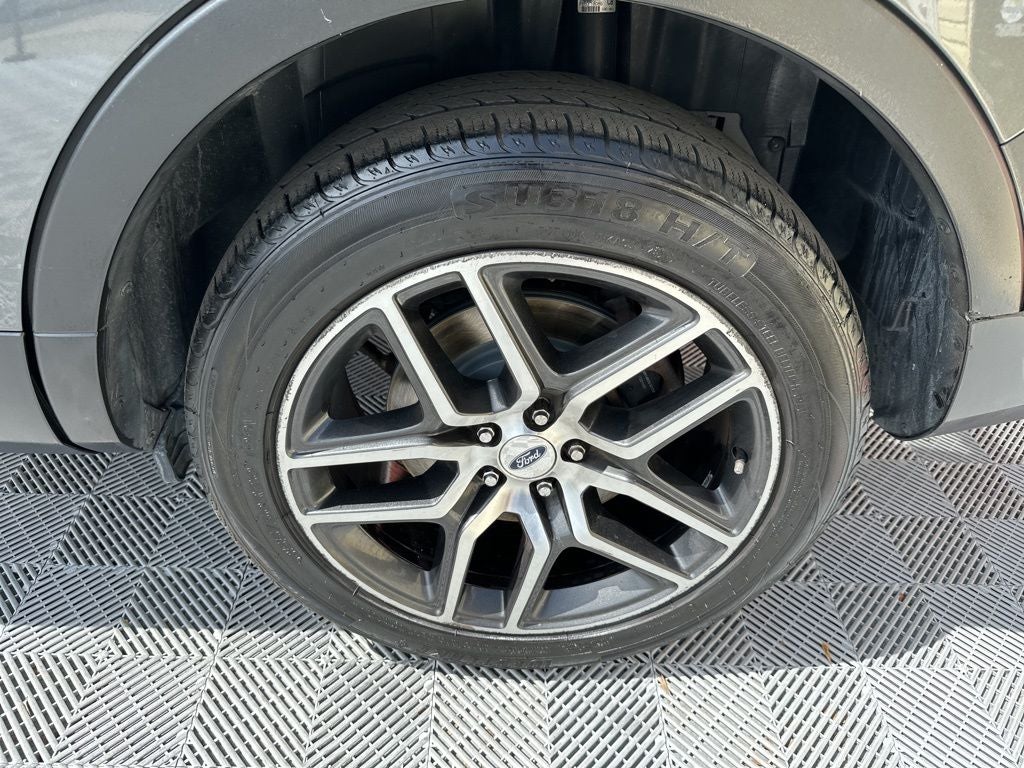 2019 Ford Explorer Sport