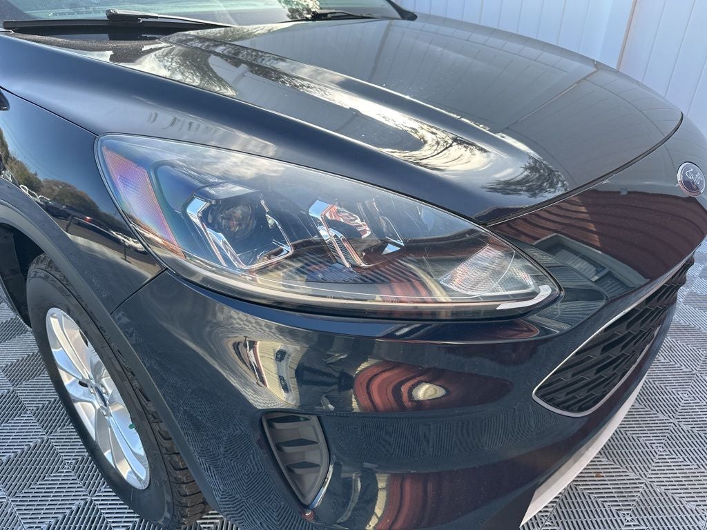2021 Ford Escape Hybrid SE