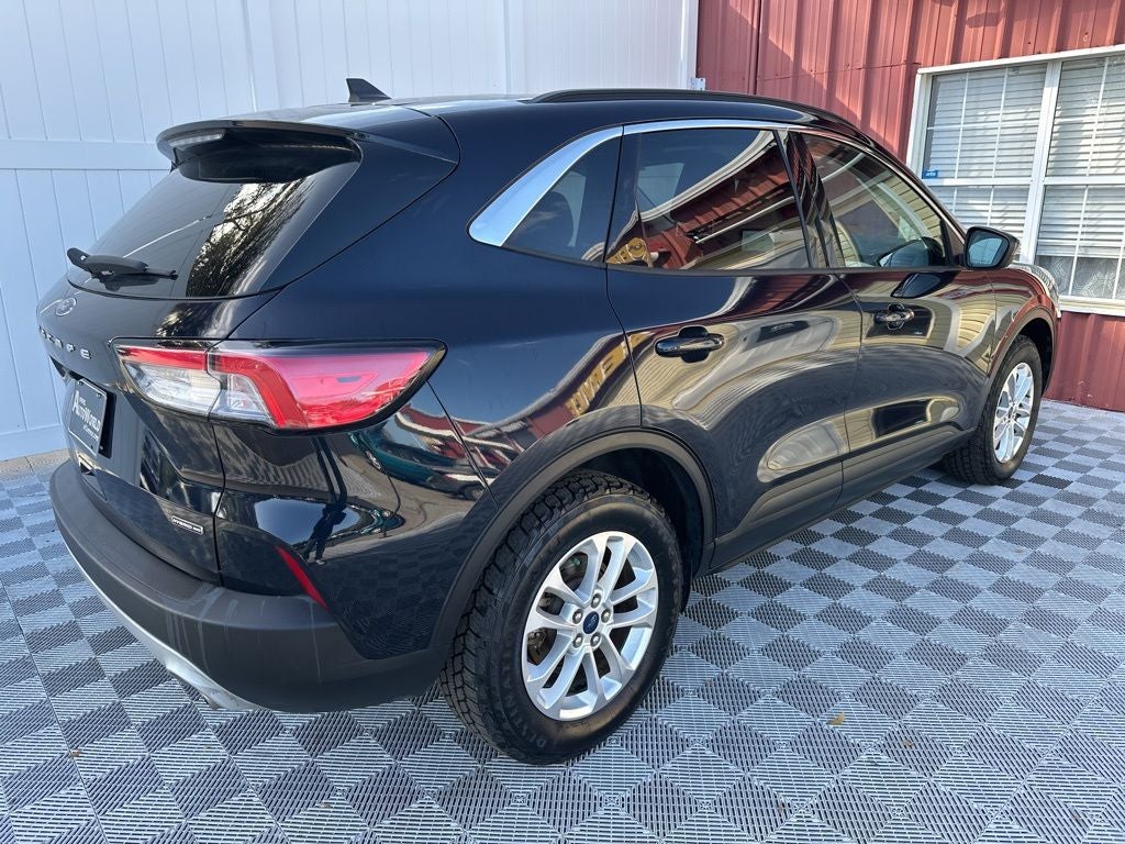 2021 Ford Escape Hybrid SE