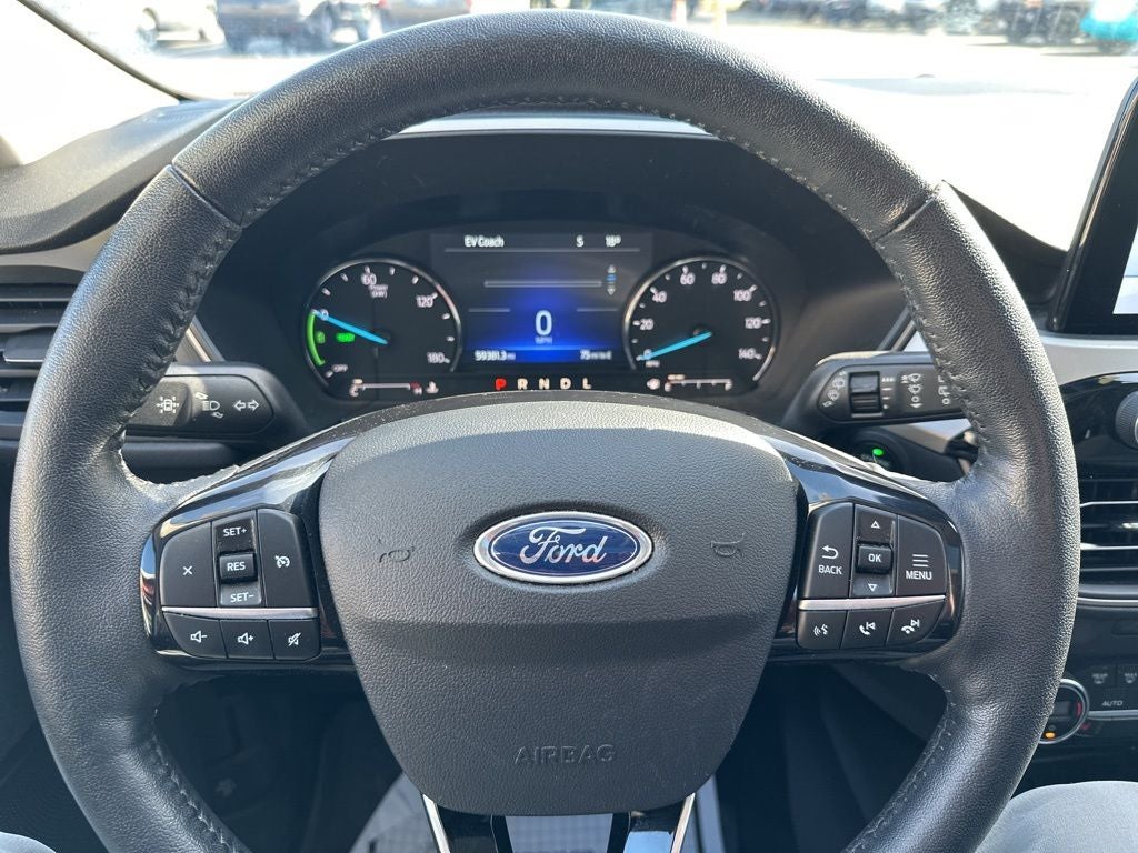 2021 Ford Escape Hybrid SE