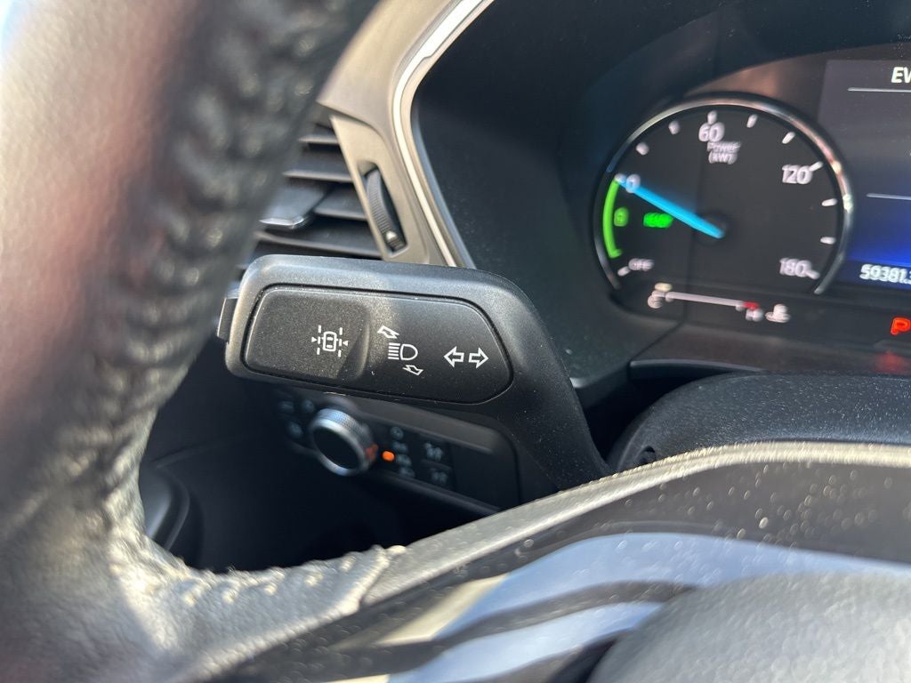 2021 Ford Escape Hybrid SE