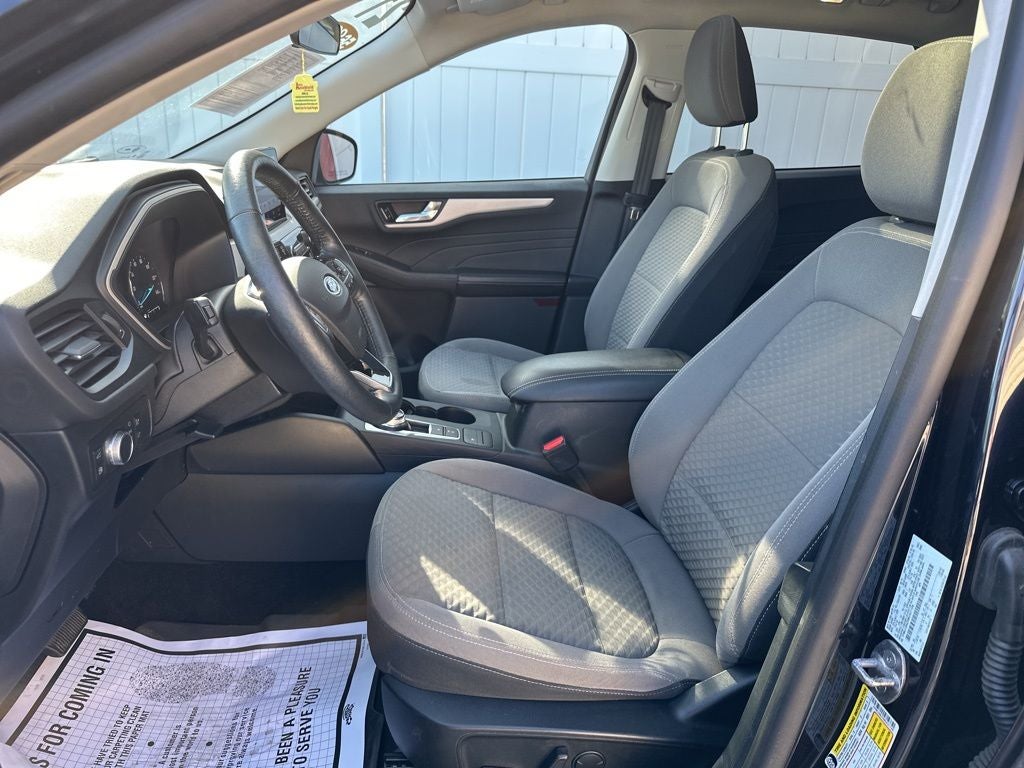 2021 Ford Escape Hybrid SE