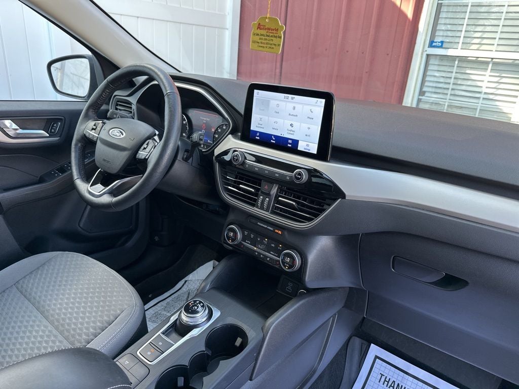 2021 Ford Escape Hybrid SE