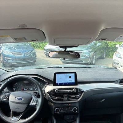 2022 Ford Escape SE