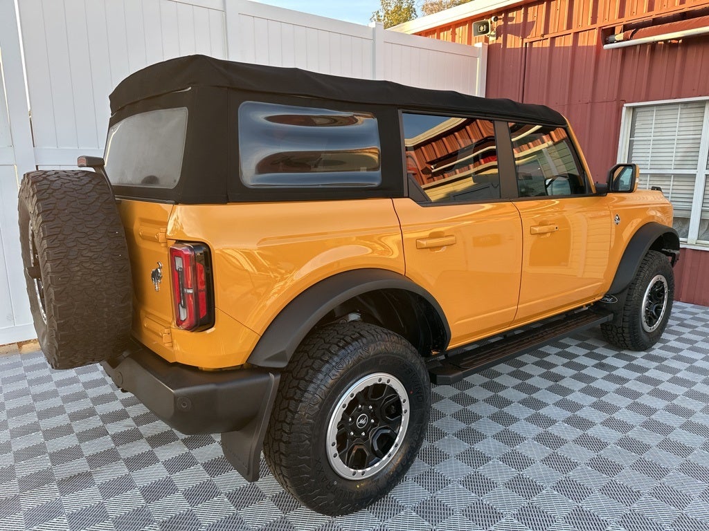 2021 Ford Bronco Base
