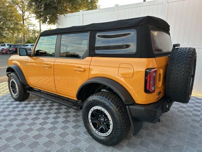 2021 Ford Bronco Base