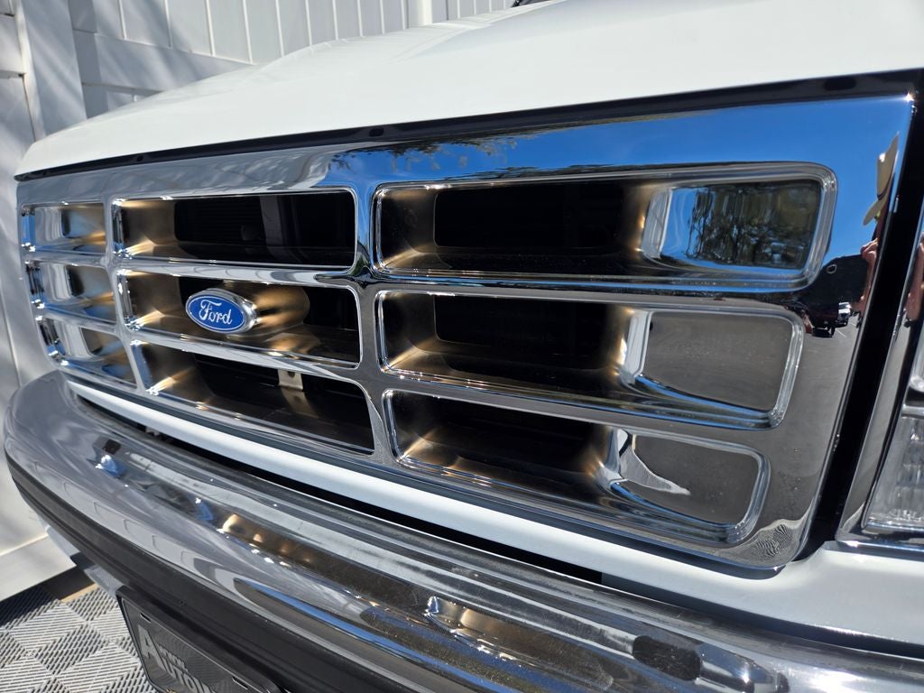 1993 Ford Bronco Base