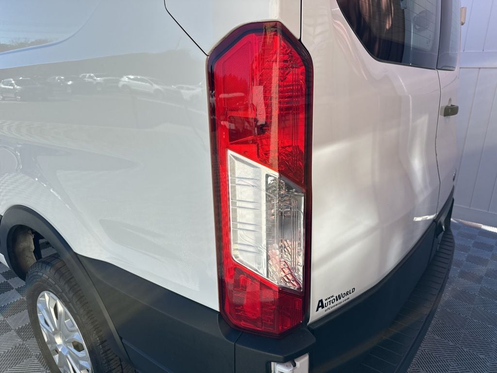 2021 Ford Transit-250 Base