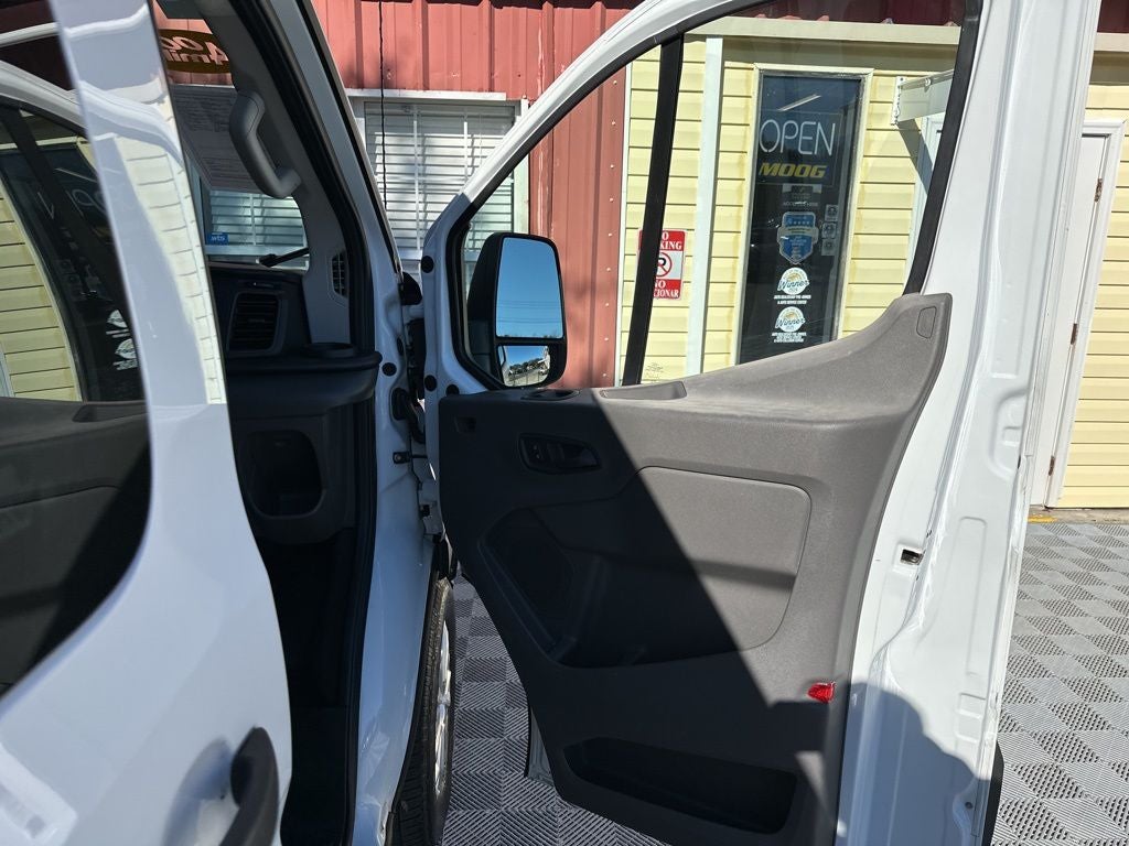 2021 Ford Transit-250 Base