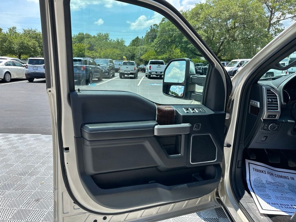2017 Ford F-150 Platinum