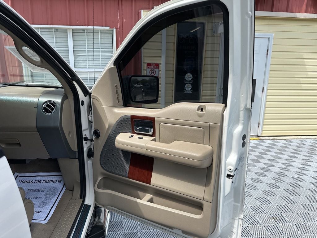 2008 Ford F-150 Base