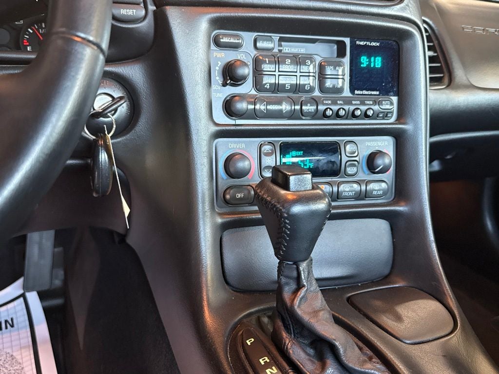 2000 Chevrolet Corvette Base