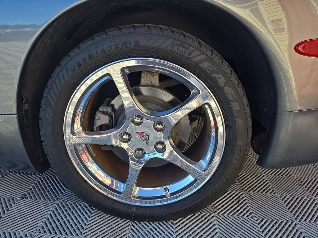 2004 Chevrolet Corvette convertible