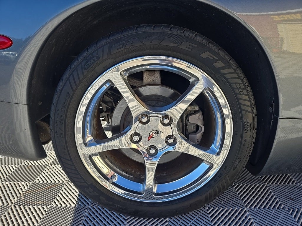 2004 Chevrolet Corvette convertible