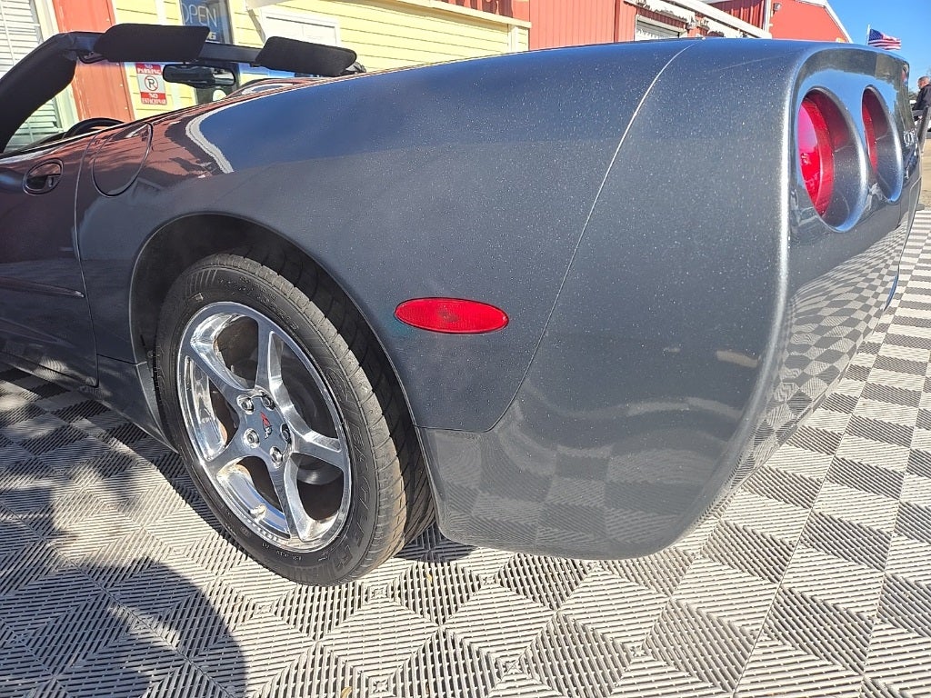 2004 Chevrolet Corvette convertible