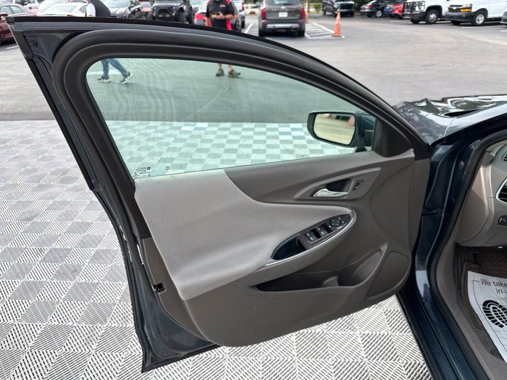 2021 Chevrolet Malibu LT