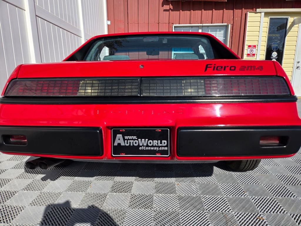 1986 Pontiac Fiero SE